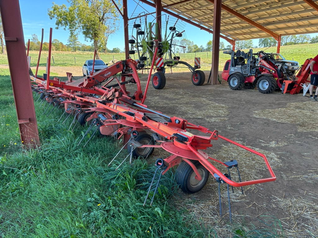 Faneuse KUHN GF8702 - photo slide 3