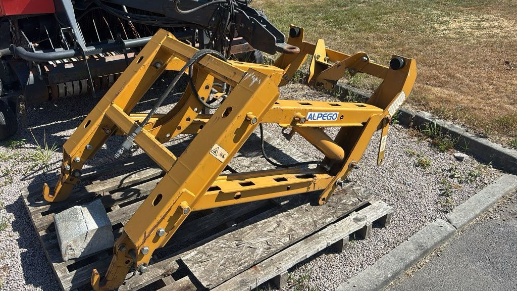 Herse rotative ALPEGO Relevage arrière - photo slide 1