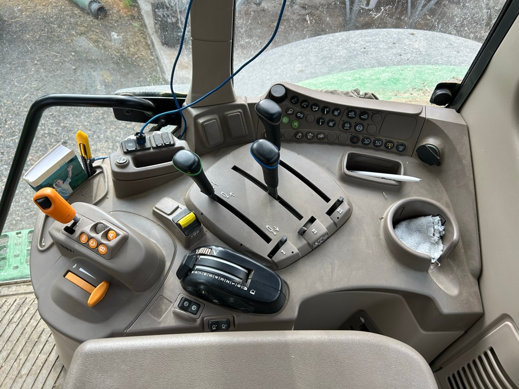 Tracteur JOHN DEERE 6155M - photo slide 12