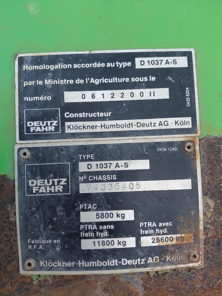 Tracteur chargeur DEUTZ FAHR DX 4.50 - photo slide 9