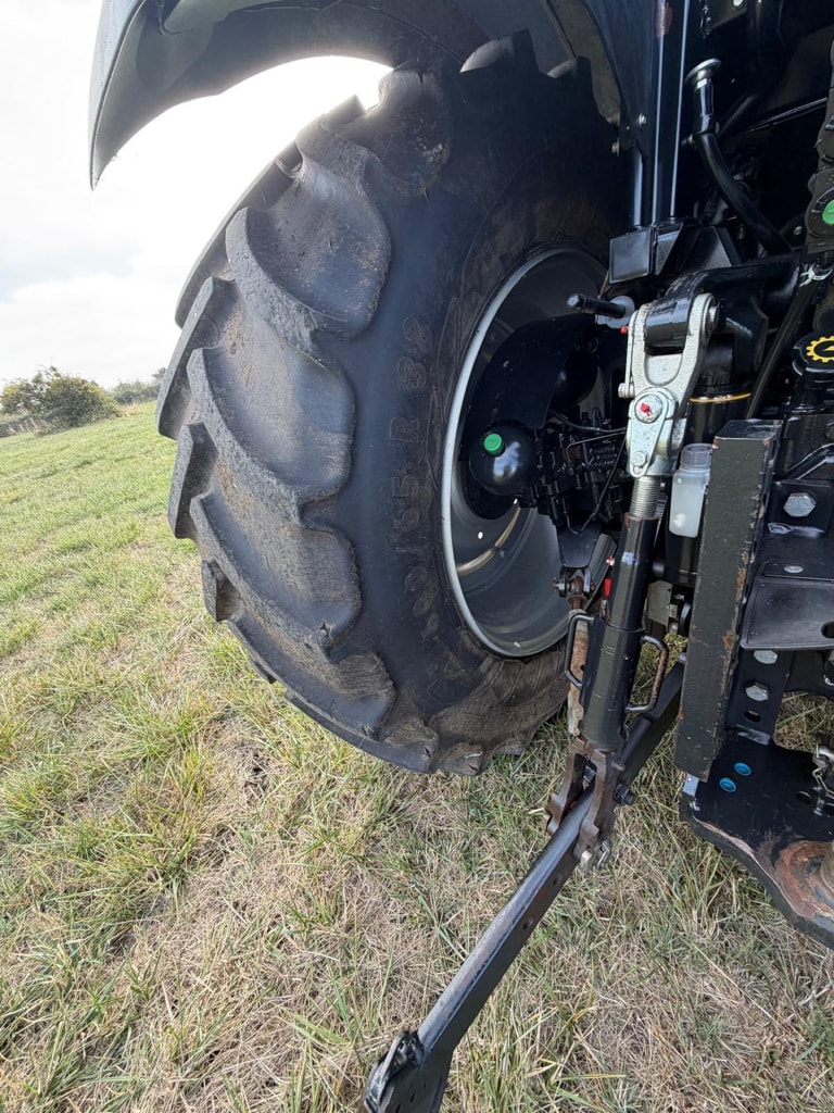 Tracteur NEW HOLLAND T6.160 - photo slide 8