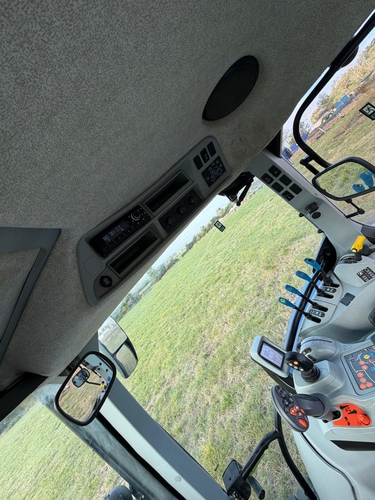 Tracteur NEW HOLLAND T6.160 - photo slide 9