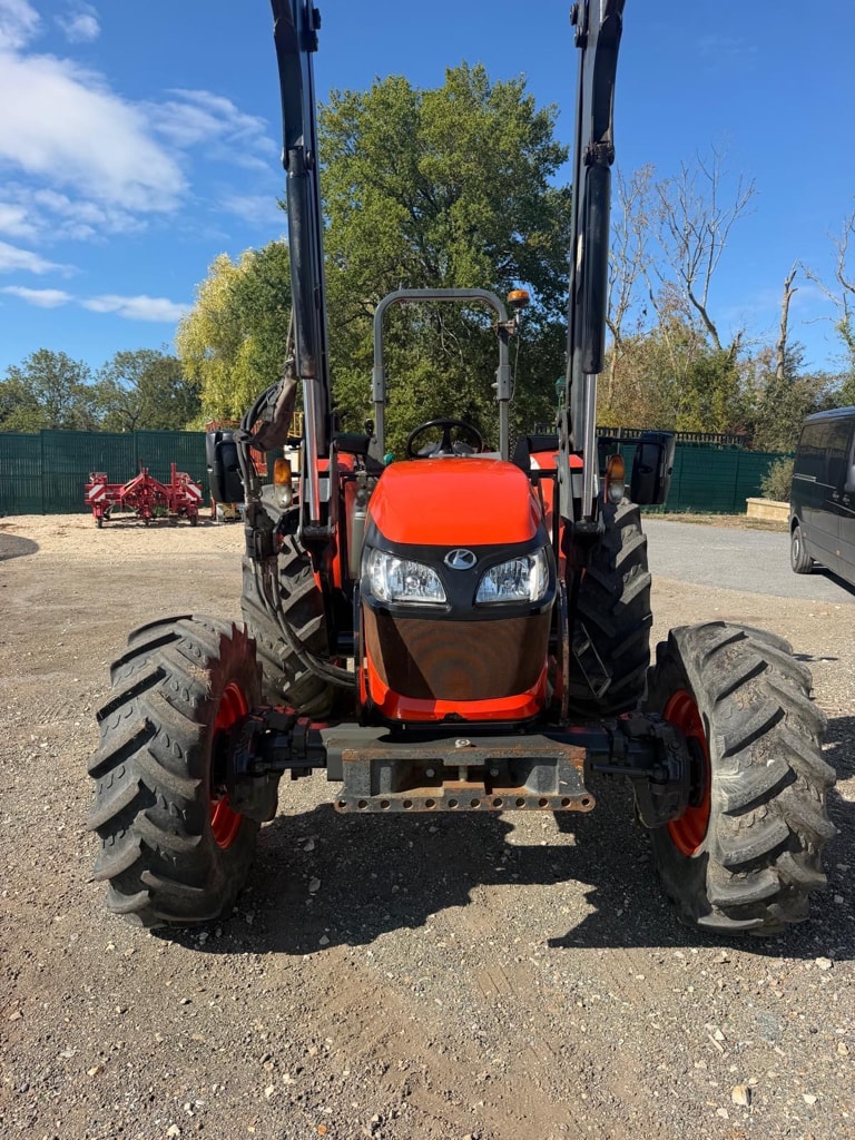 Tracteur chargeur KUBOTA M4072 - photo slide 12