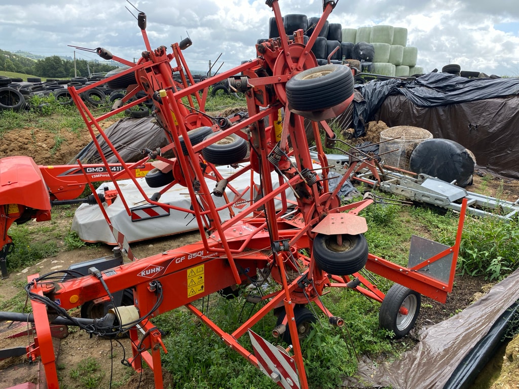Faneuse KUHN GF8501T - photo slide 2