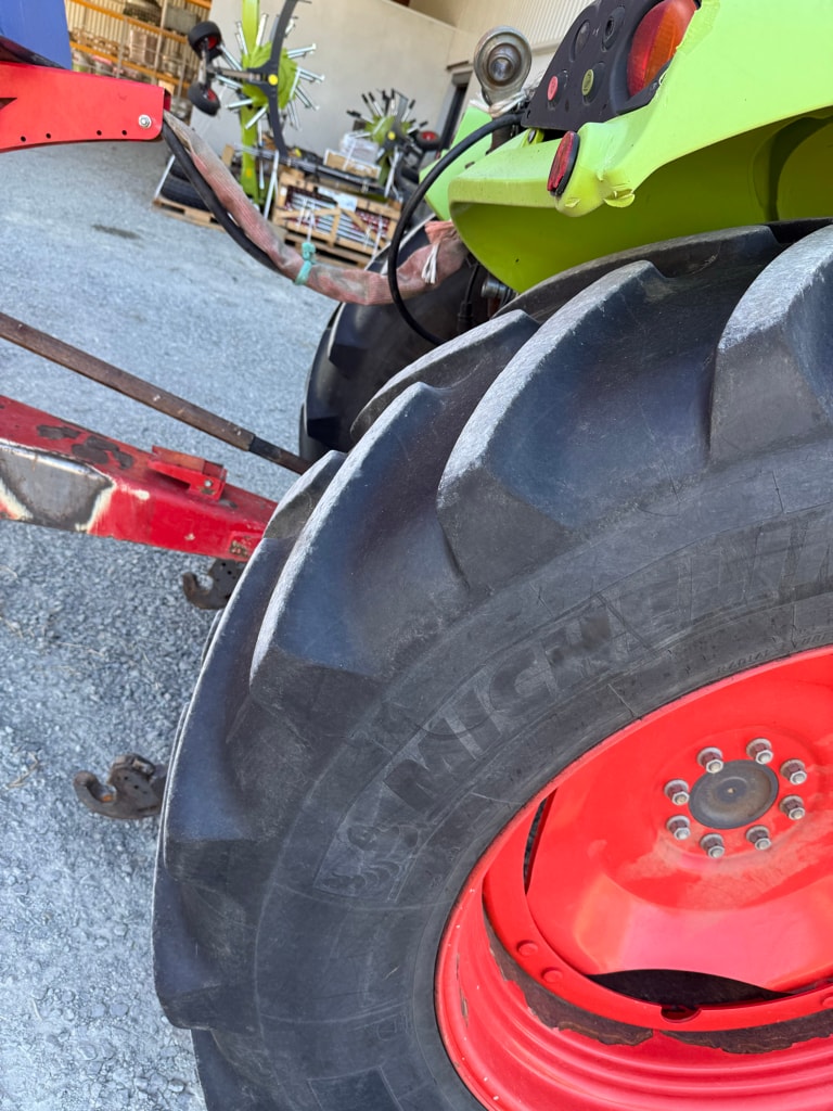 Tracteur CLAAS Arion 450 CIS - photo slide 11