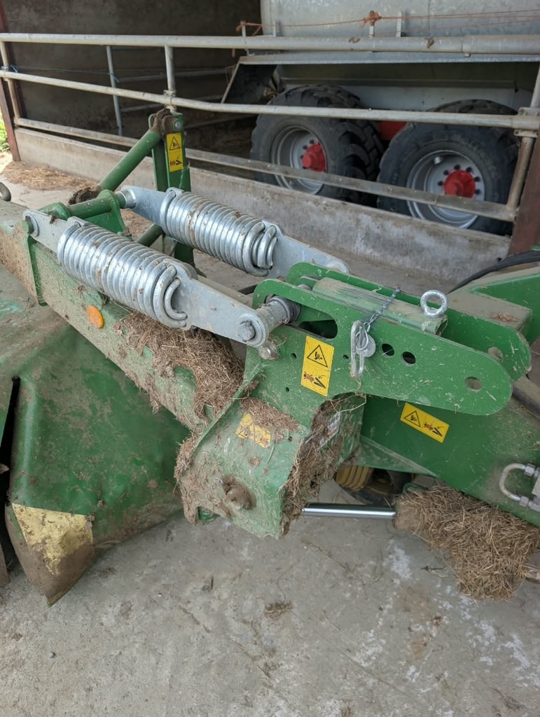 Faucheuse KRONE Easy cut R 400 - photo slide 7
