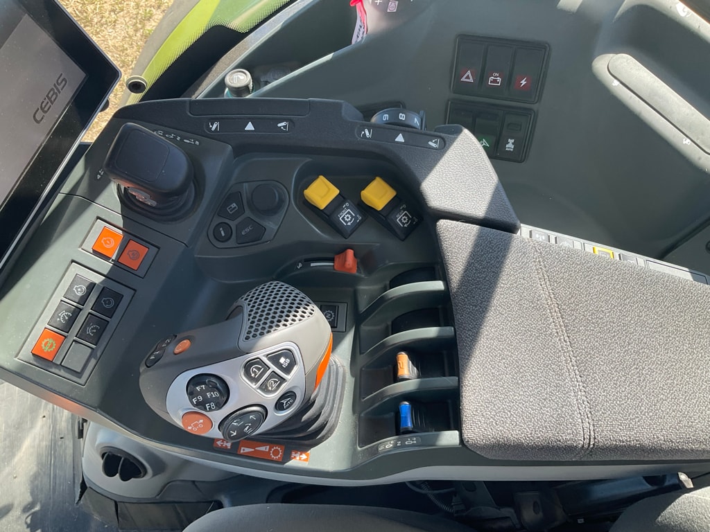 Tracteur CLAAS ARION 530 CEBIS - photo slide 29