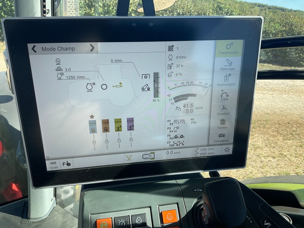 Tracteur CLAAS ARION 530 CEBIS - photo slide 16