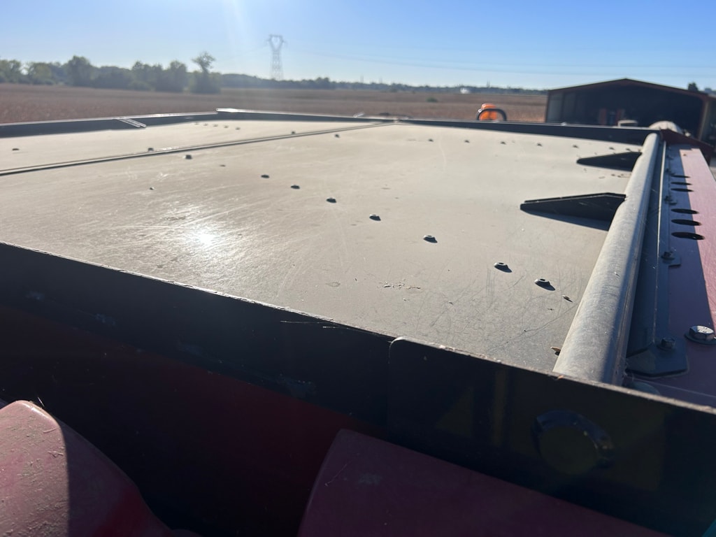 Moissonneuse CASE IH AXIAL-FLOW 6140 - photo slide 8