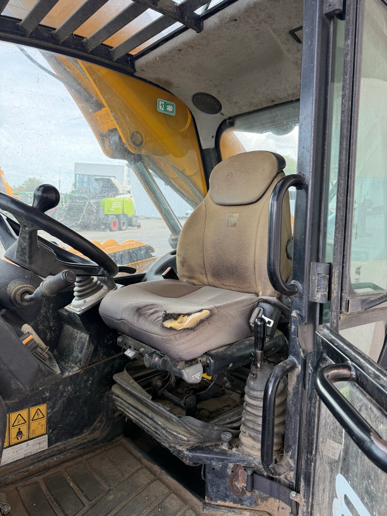 Telescopique JCB 536-70 AGRI PLUS - photo slide 7