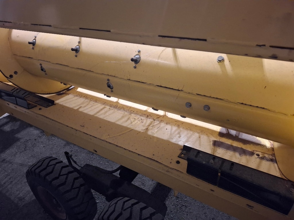 Pick-up NEW HOLLAND CP790-15 - photo slide 8