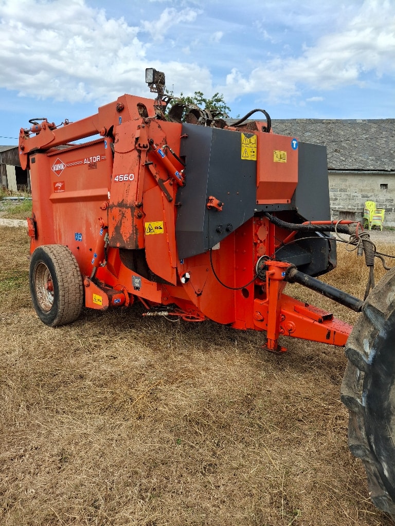 Pailleuse KUHN Altor 4560 - photo slide 2