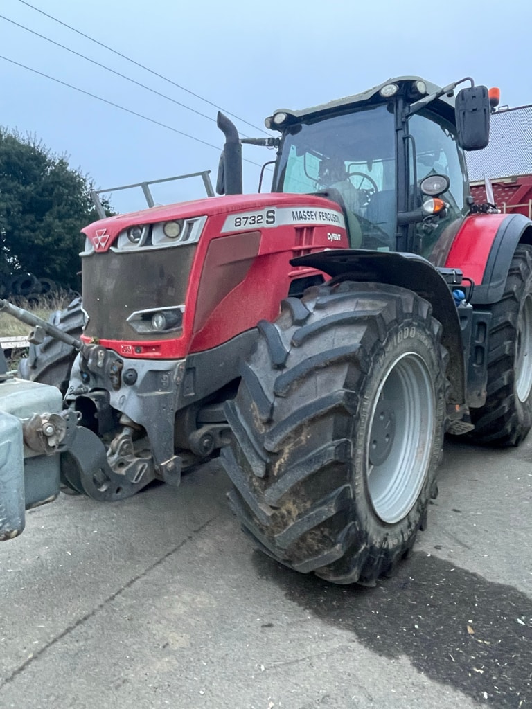 Tracteur MASSEY FERGUSON 8732S DYNA-VT EXCLUSIVE - photo slide 1