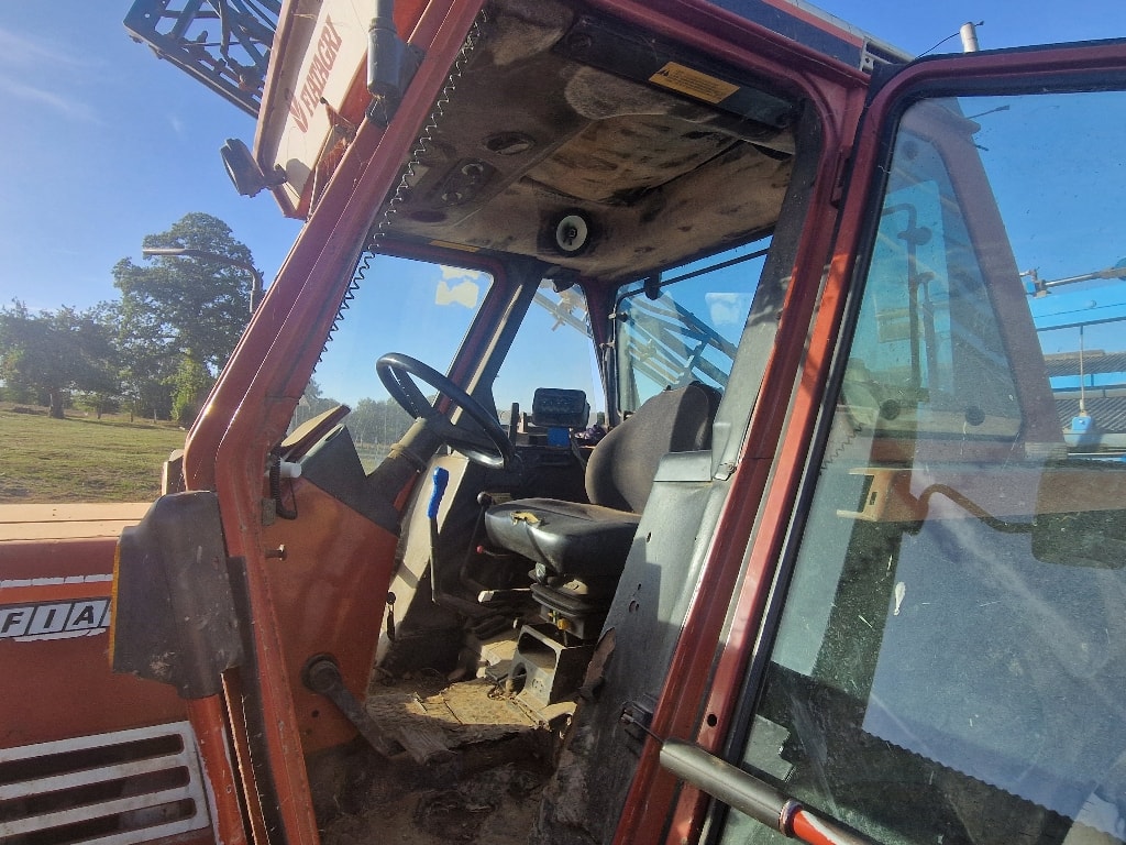 Tracteur FIAT 100 - 90 - photo slide 10