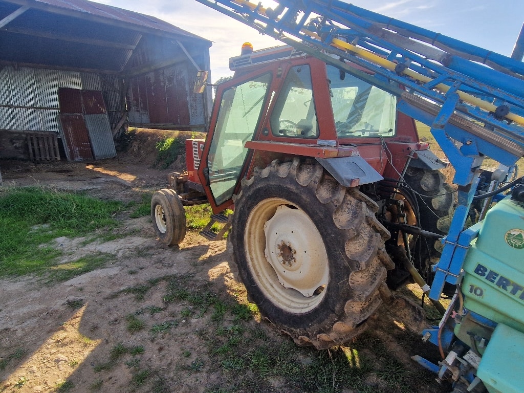 Tracteur FIAT 100 - 90 - photo slide 4