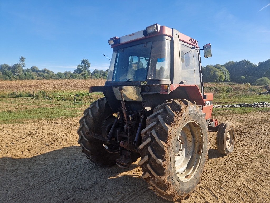 Tracteur CASE IH 845SL - photo slide 3