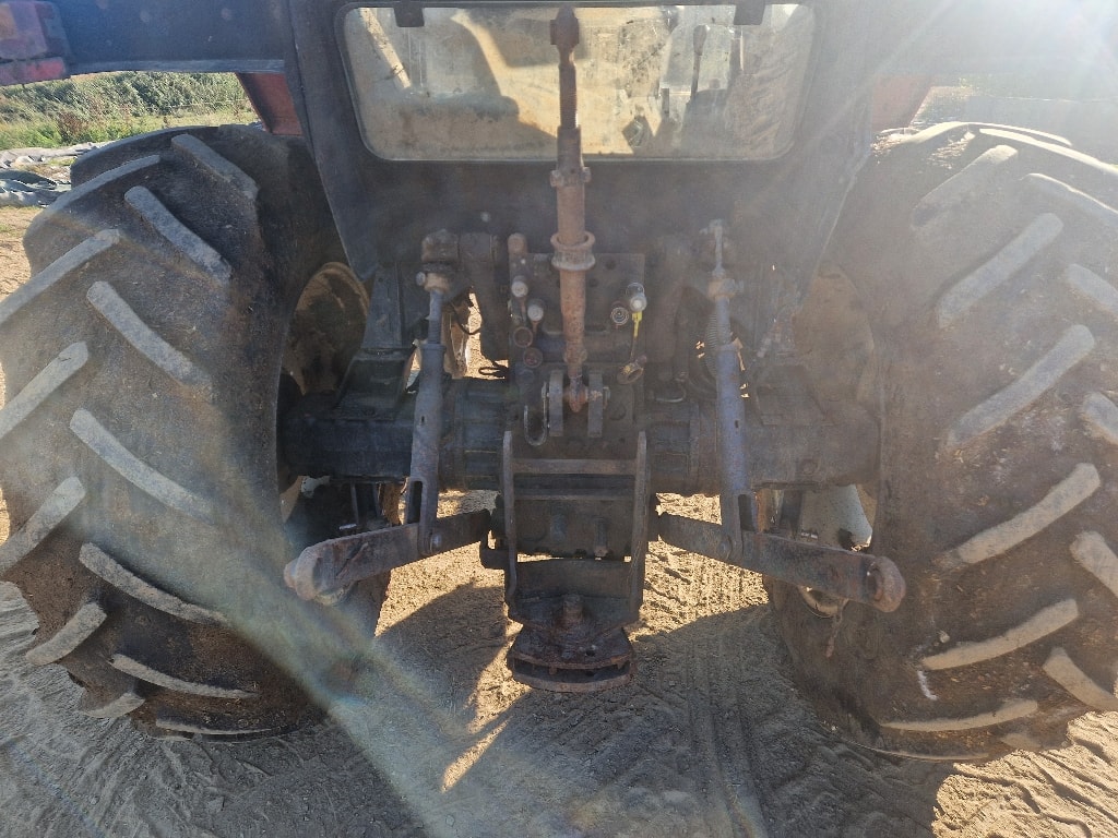 Tracteur CASE IH 845SL - photo slide 6