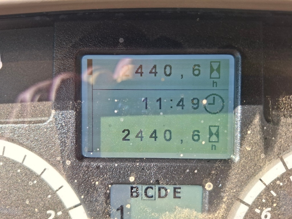 Tracteur JOHN DEERE 6155M - photo slide 6