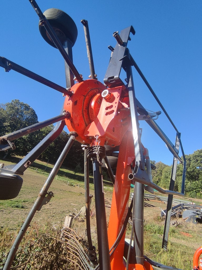 Andaineur KUBOTA RA2076 - photo slide 7