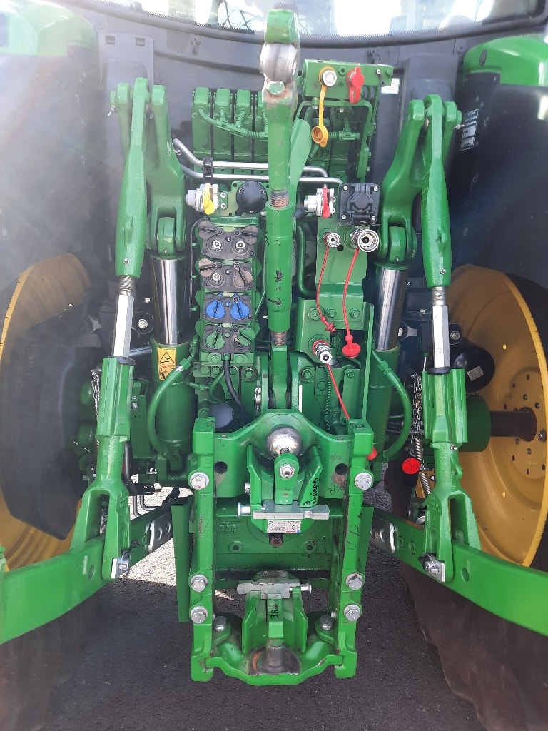 Tracteur JOHN DEERE 6R155 - photo slide 10