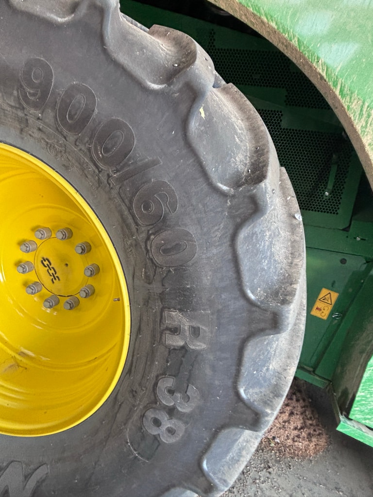 Moissonneuse JOHN DEERE S780 - photo slide 11