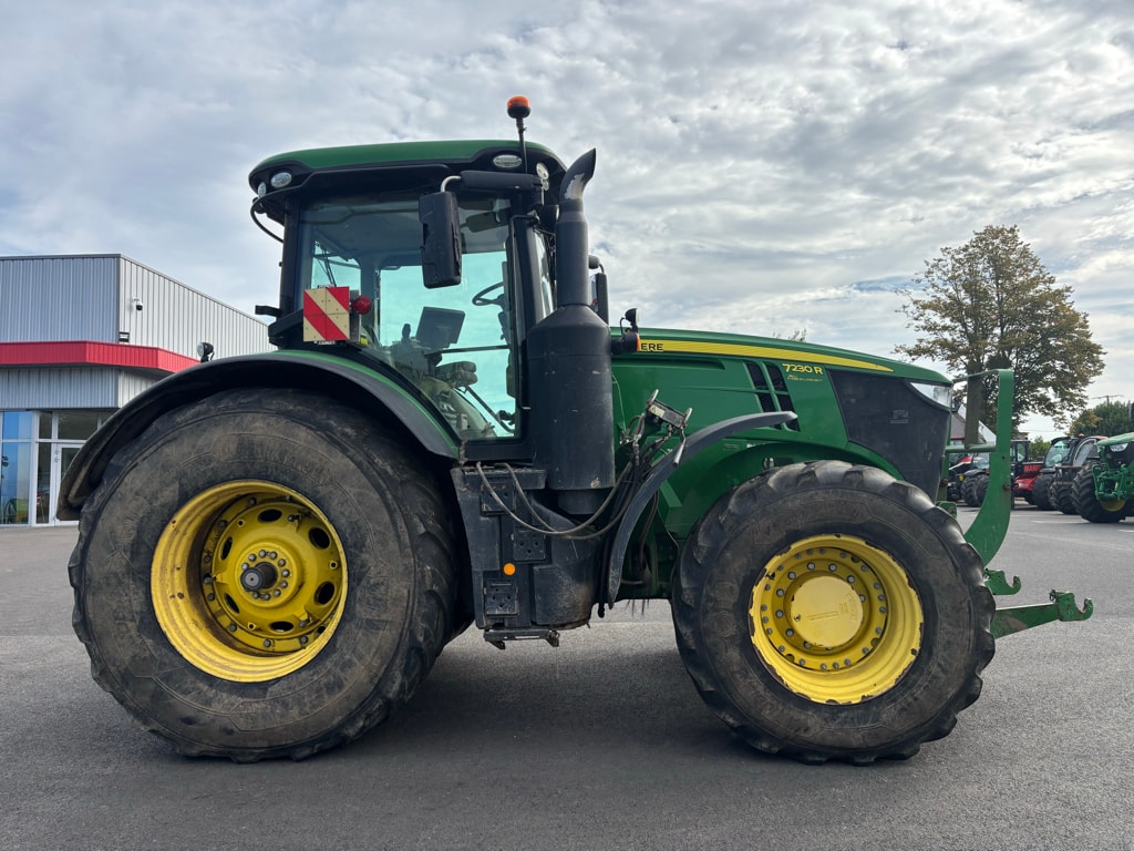 Tracteur JOHN DEERE 7230R 9.0L - photo slide 1