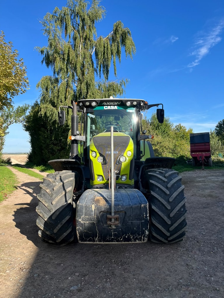 Tracteur CLAAS AXION 810 - photo slide 6