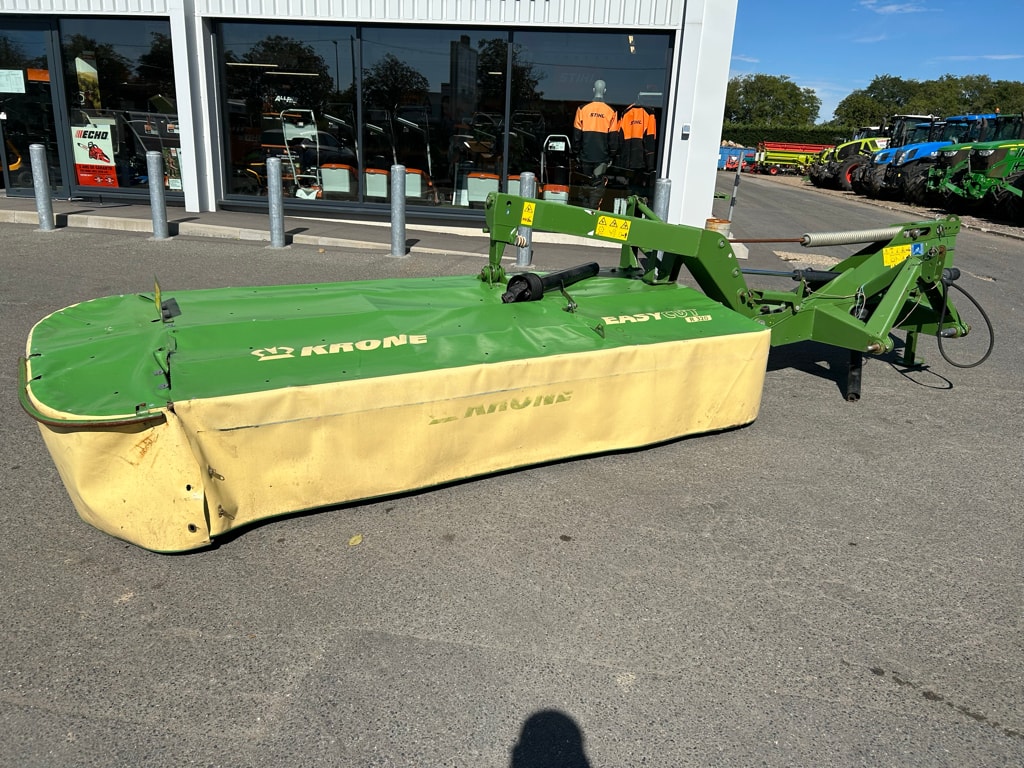 Faucheuse KRONE EASY CUT R320 - photo slide 1