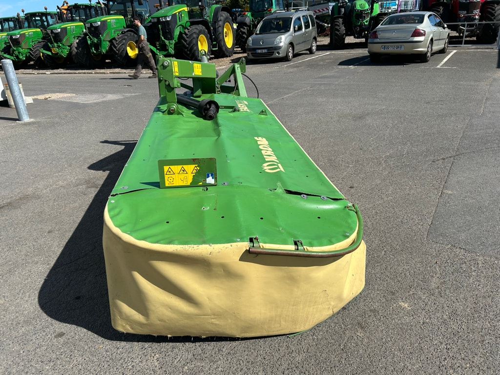 Faucheuse KRONE EASY CUT R320 - photo slide 9
