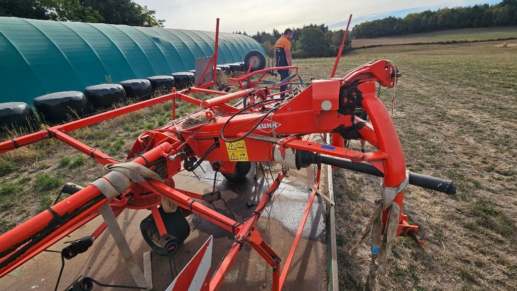 Faneuse KUHN GF8501MH - photo slide 4