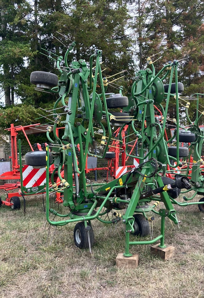 Faneuse KRONE KW 8.82/8 - photo slide 2