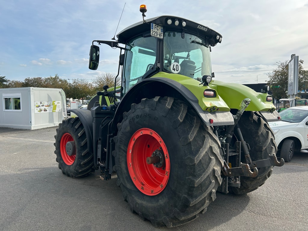 Tracteur CLAAS AXION 920 CMATIC - photo slide 5