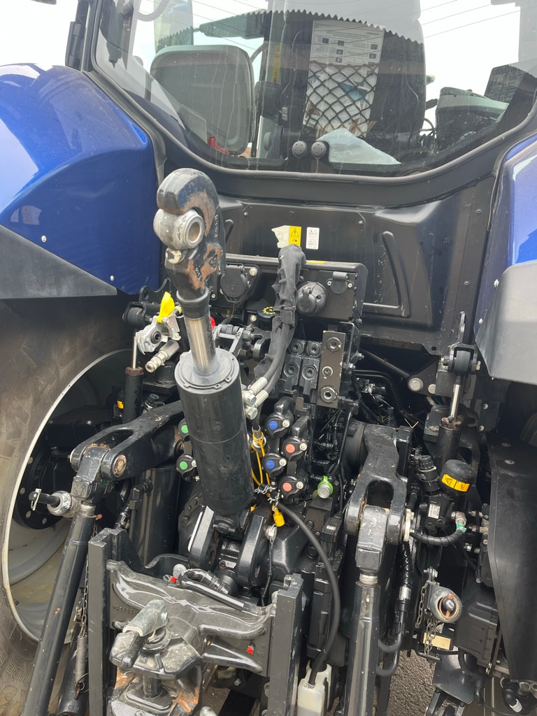 Tracteur NEW HOLLAND T7.245 PLM - photo slide 7
