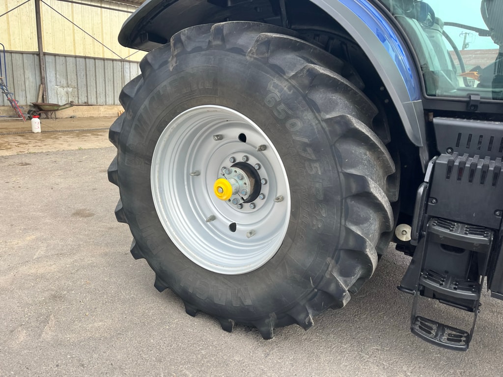 Tracteur NEW HOLLAND T7.245 PLM - photo slide 9