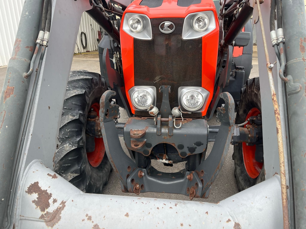Tracteur KUBOTA M 135 GX III - photo slide 5