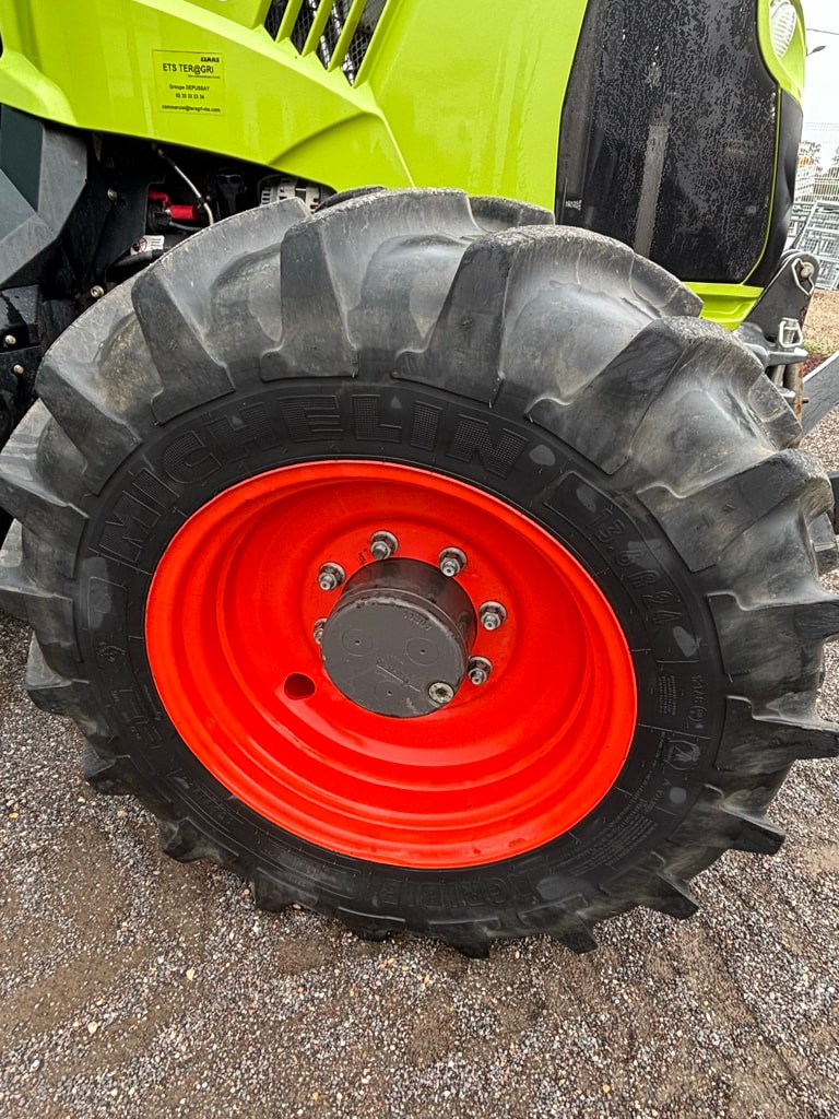 Tracteur CLAAS ARION 410 - photo slide 4
