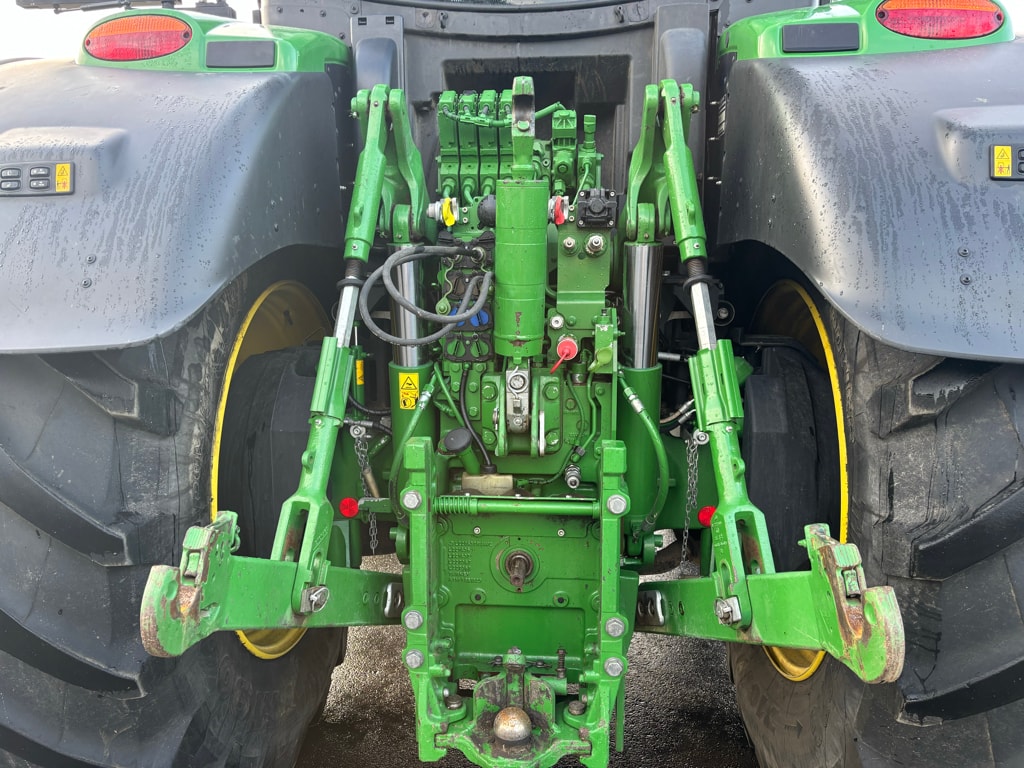 Tracteur chargeur JOHN DEERE 6R250 - photo slide 10