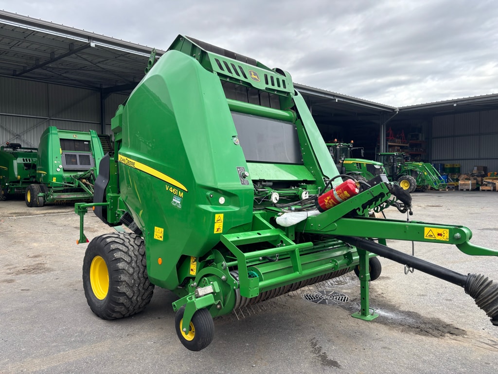 Presse balles rondes JOHN DEERE V461M - photo slide 5