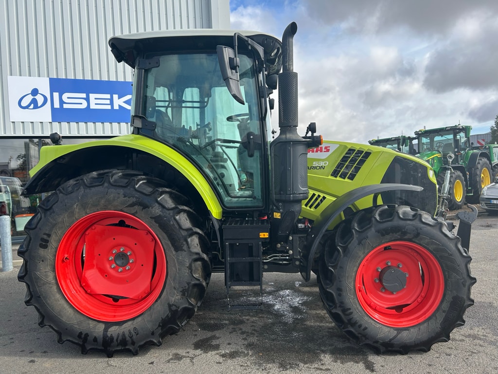 Tracteur CLAAS ARION 530 - photo slide 8