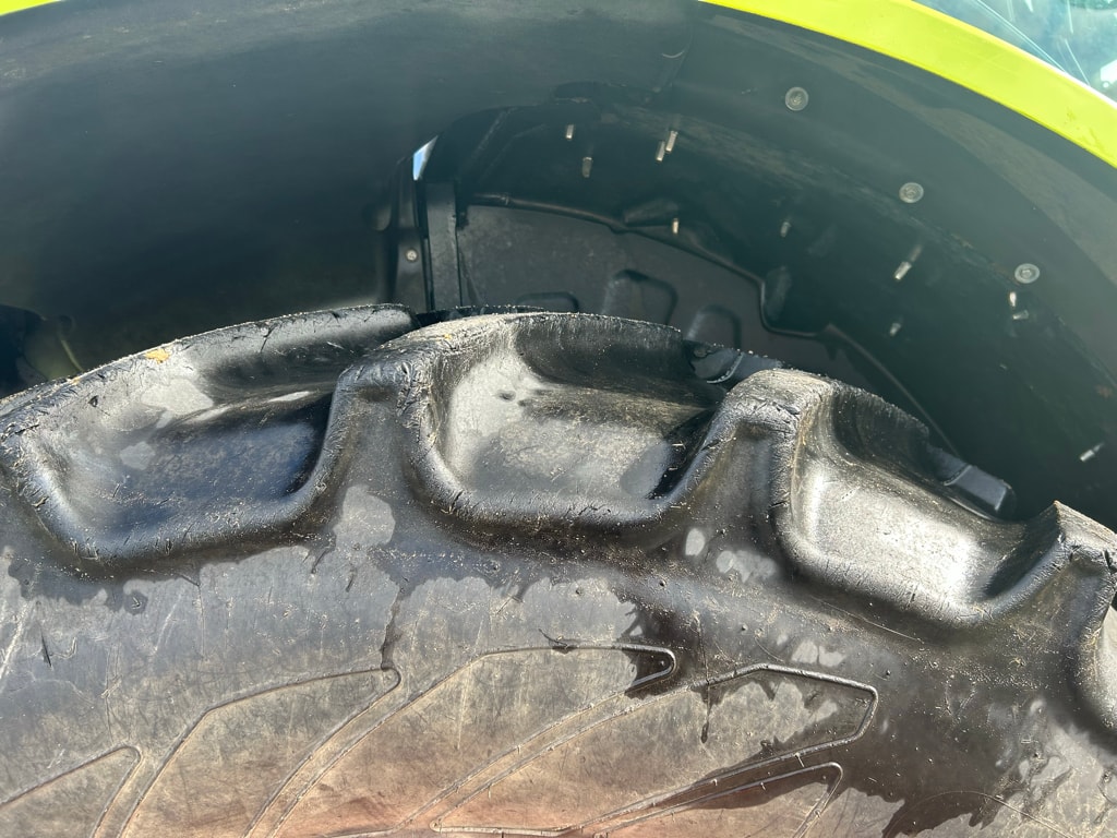 Tracteur CLAAS ARION 530 - photo slide 10