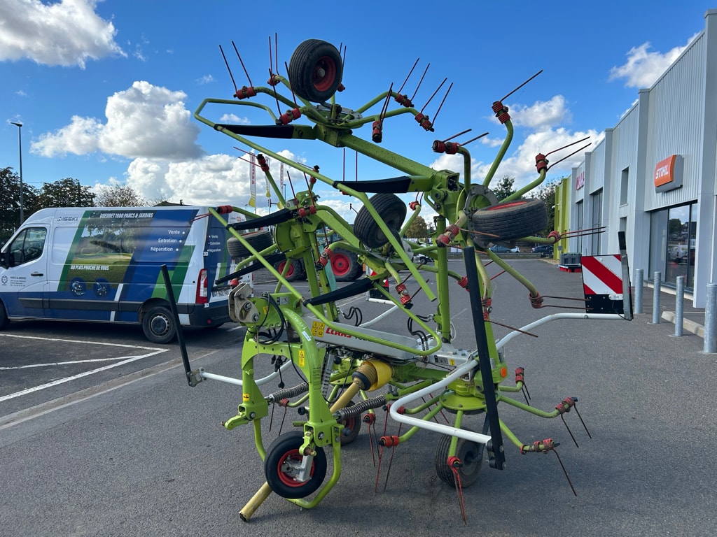 Faneuse CLAAS VOLTO 800 - photo slide 3