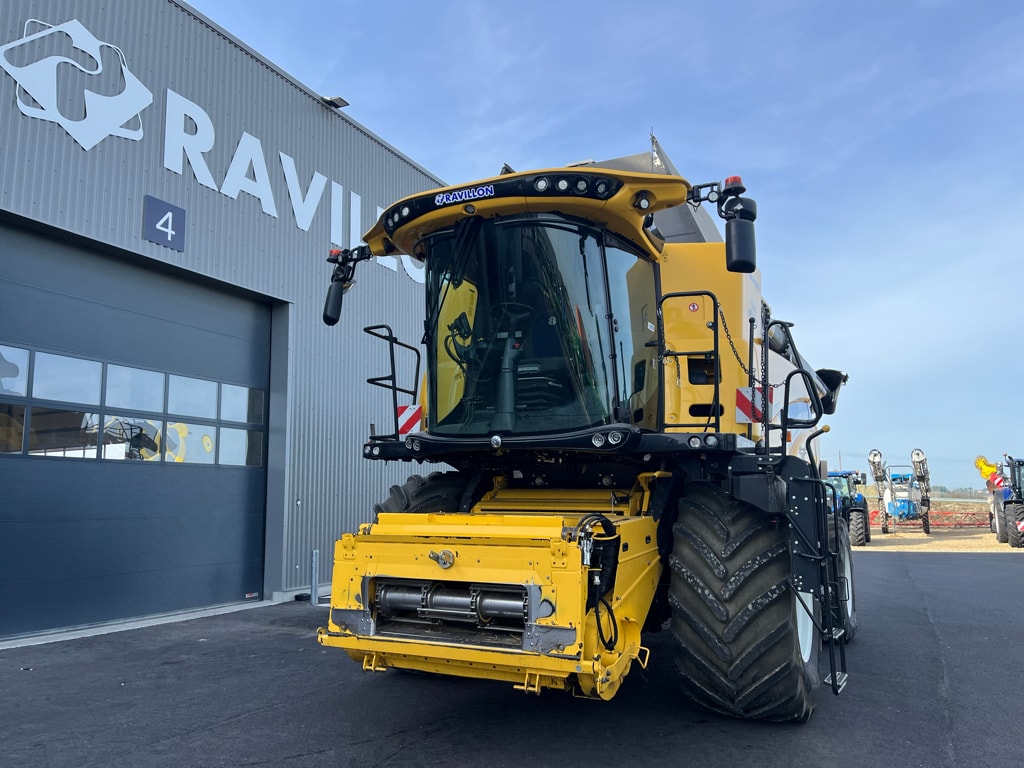 Moissonneuse NEW HOLLAND CR8.90 revelation - photo slide 3