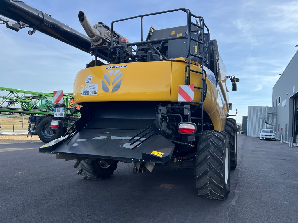 Moissonneuse NEW HOLLAND CR8.90 revelation - photo slide 7