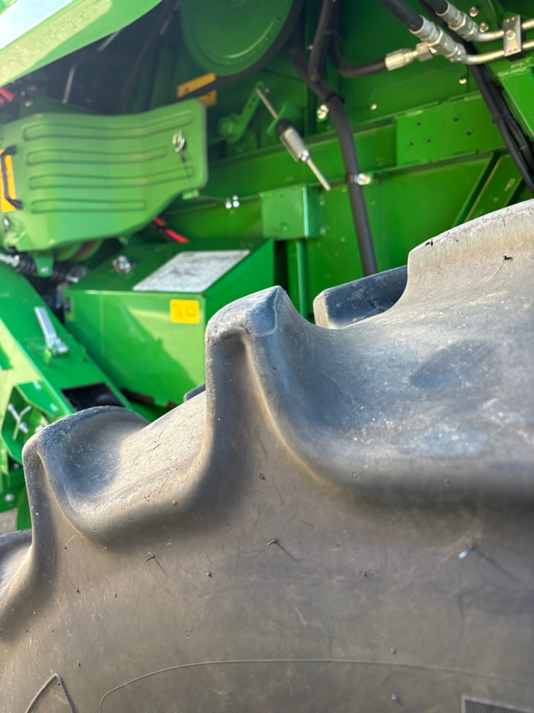 Moissonneuse JOHN DEERE T560 HM - photo slide 62