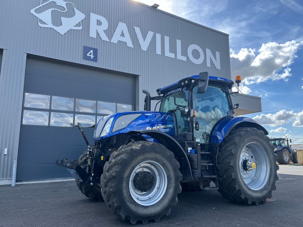 Tracteur NEW HOLLAND T7.245 SW II - photo slide 1