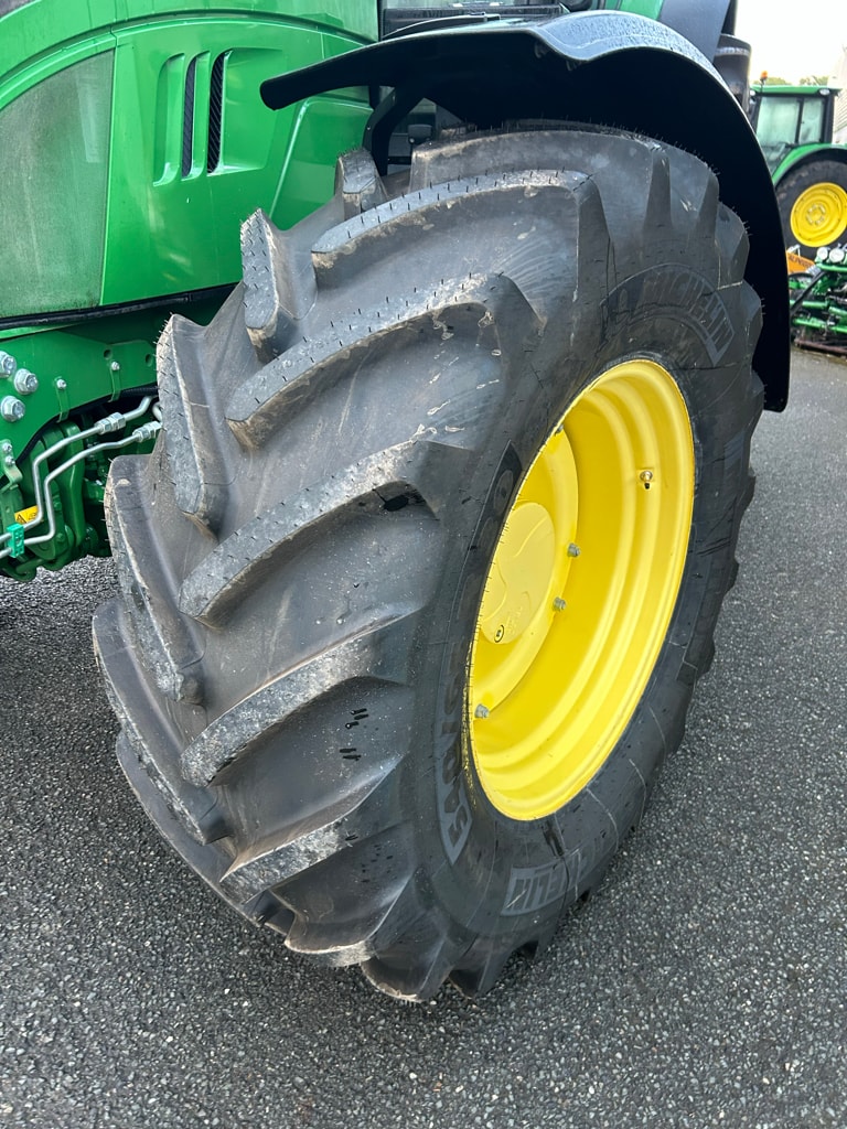 Tracteur JOHN DEERE 6195R - photo slide 13