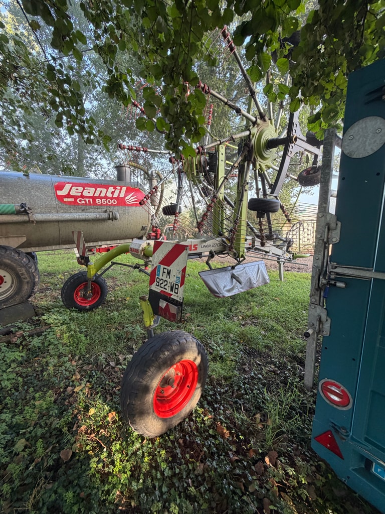 Andaineur CLAAS Liner 2700 - photo slide 3