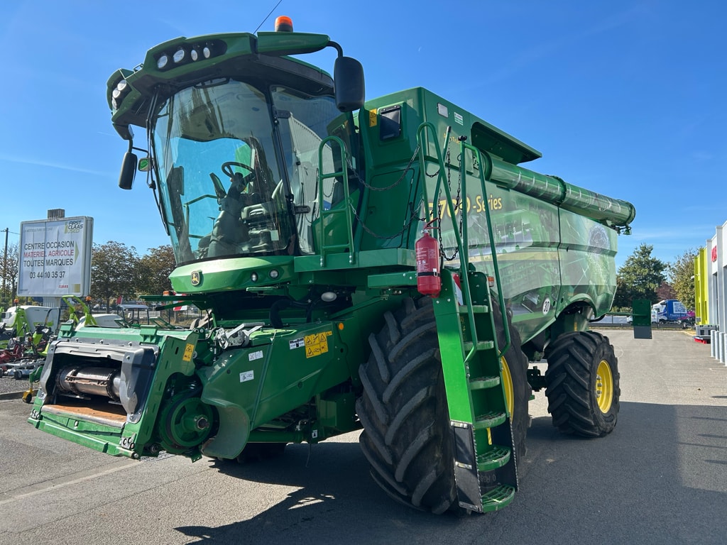 Moissonneuse JOHN DEERE JD S780 SERIE - photo slide 3