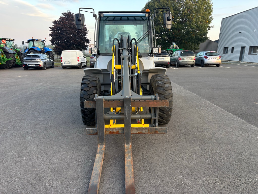 Valet de ferme KRAMER 8095 - photo slide 6