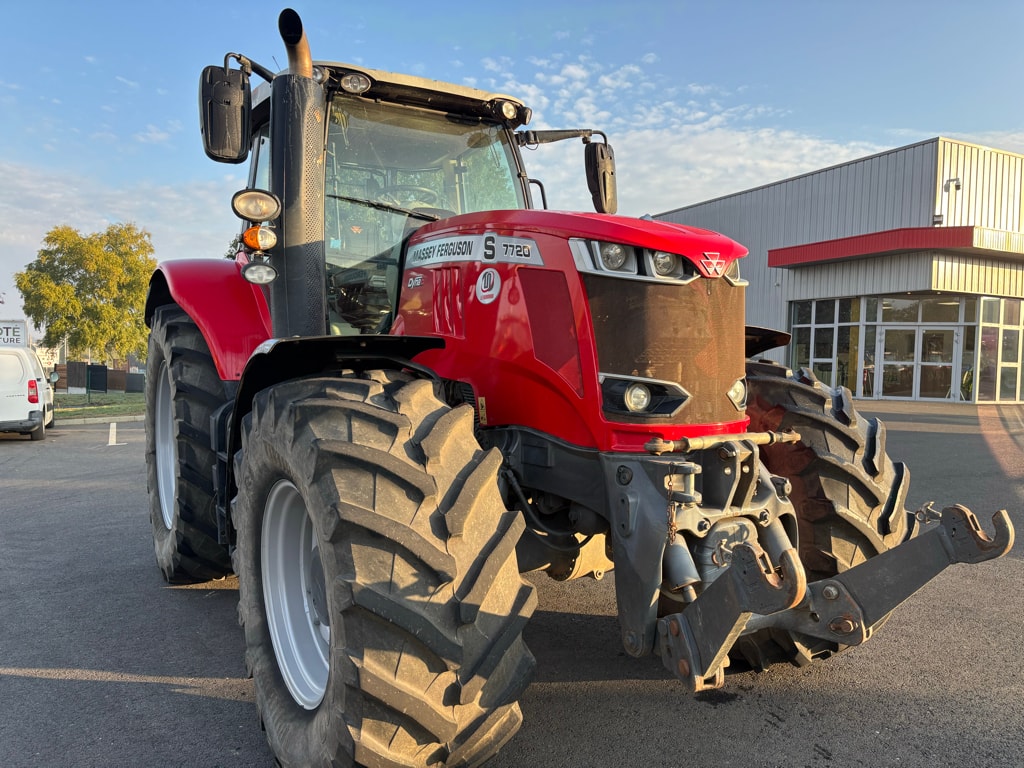 Tracteur MASSEY FERGUSON 7720S DYNA-6 EXCLUSIVE - photo slide 4